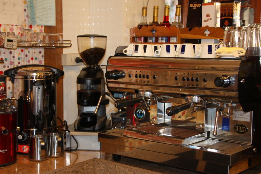 بيت شباب Coffeeandbeer باتايا الغرفة الصورة